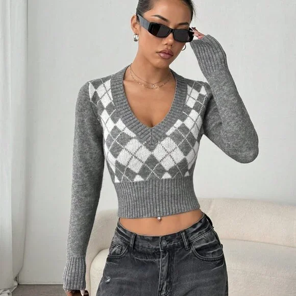 Multicolor Casual Women's Argyle Pattern V-Neck Slim Fit Crop Pullover - Picture 6 of 7